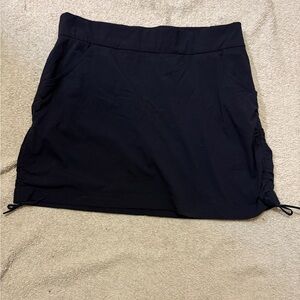 Columbia Women's All Season Navy Skort with Ruches sides